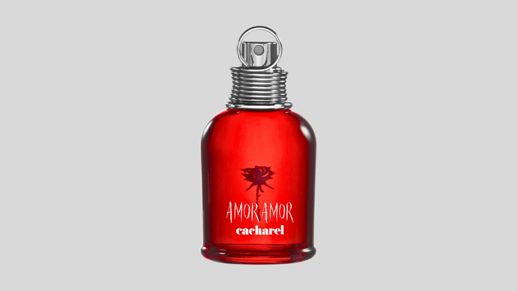 Perfume Amor Amor Eau de Toilette 30ml da Cacharel em fundo neutro, com foco no frasco vermelho clássico.