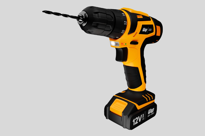 Parafusadeira elétrica sem fio na cor amarela e preta, com bateria acoplada, indicada para perfurações e parafusamentos em uso doméstico e profissional.
